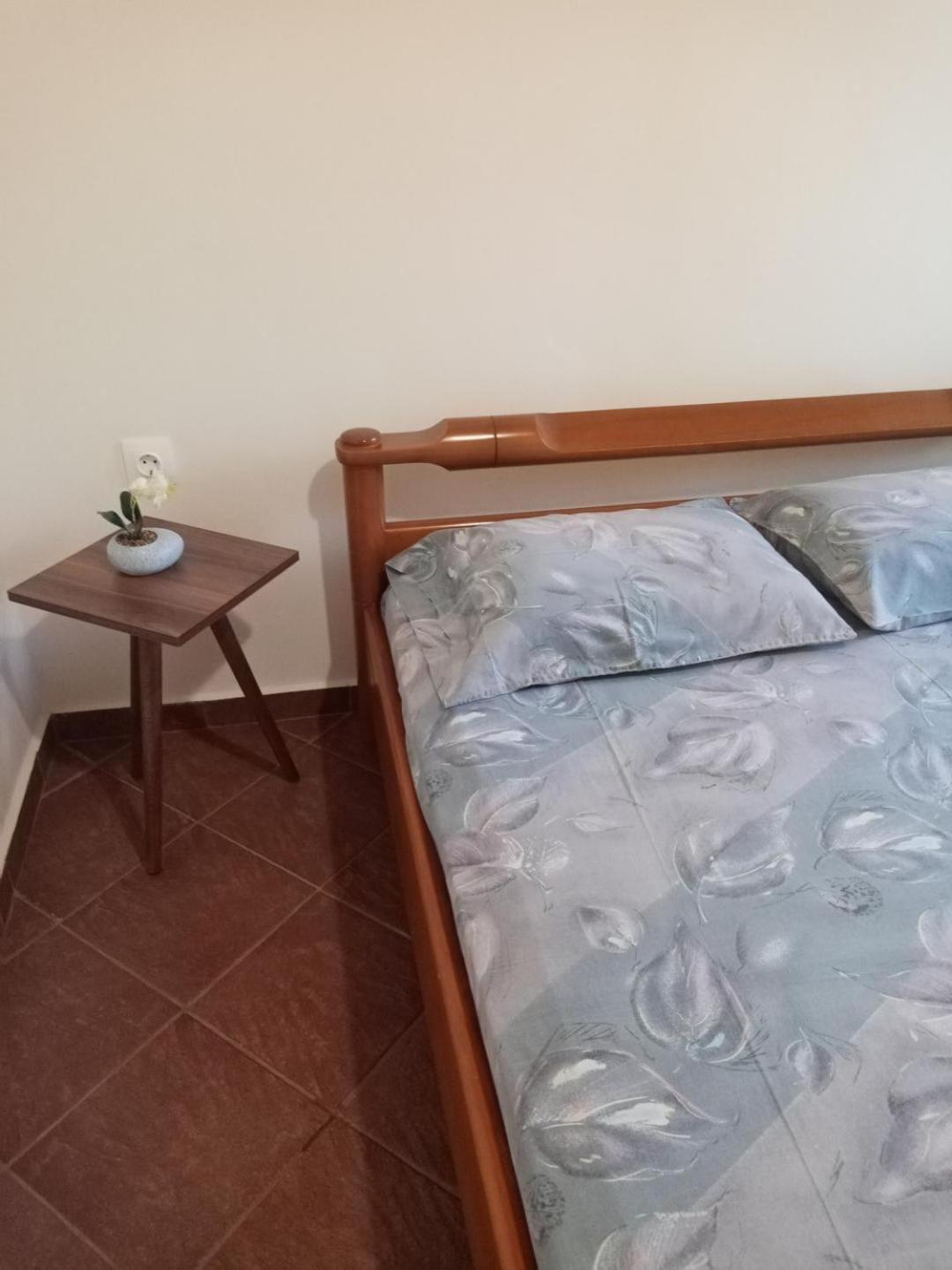 Chrysa'S House Apartment Айгио Екстериор снимка